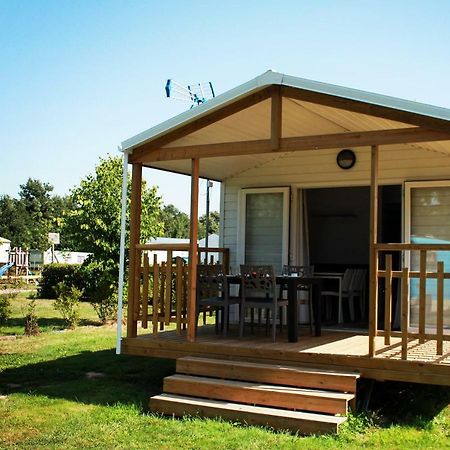 Camping Au Pre De L'Etang Sainte-Foy  Экстерьер фото