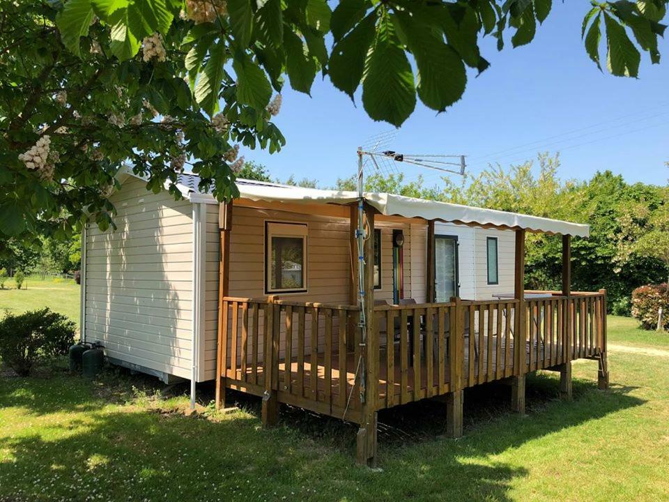 Camping Au Pre De L'Etang Sainte-Foy  Экстерьер фото